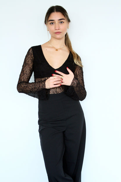 Polera Encaje Cuello V